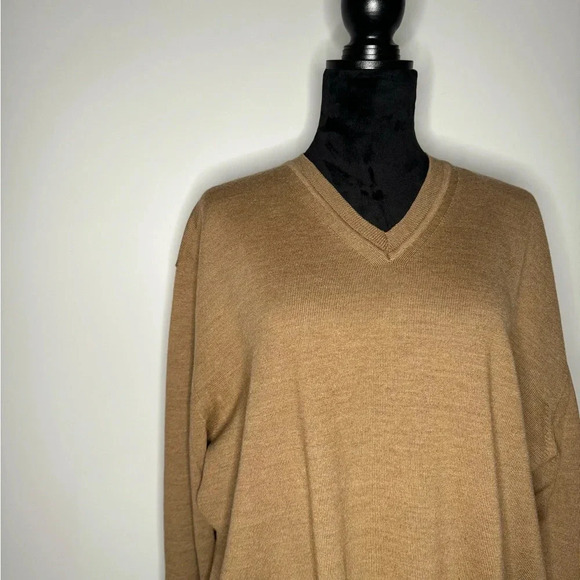 NWOT Saks Fifth Avenue Men’s Merino Wool Sweater - Picture 12 of 15